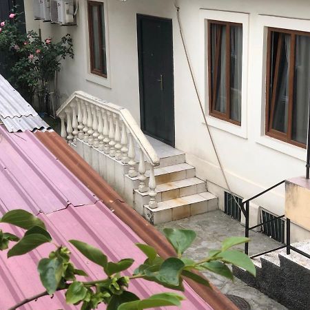 Apartment In The City Center - Old บาทูมิ ภายนอก รูปภาพ