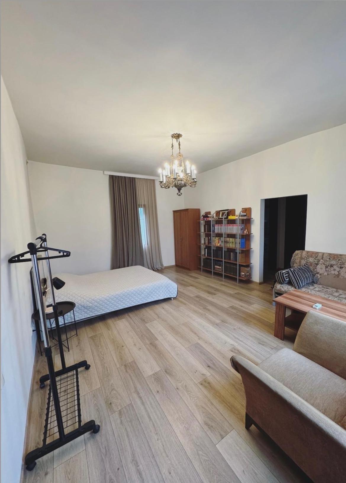 Apartment In The City Center - Old บาทูมิ ภายนอก รูปภาพ